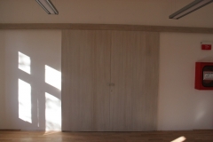 usa-lemn-stratificat