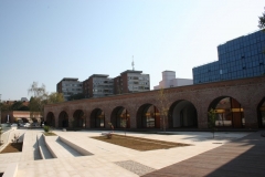 vedere-curte-bastion-therezia-tamplarie-lemn