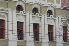 tamplarie-lemn-stratificat-satu-mare