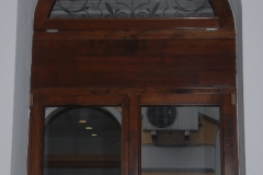 bolta-fereastra-lemn-sediu-banca