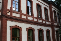 fatada-ferestre-lemn-stratificat